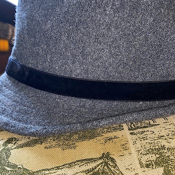 CBOCS Gray Fedora - Picture 9 of 12